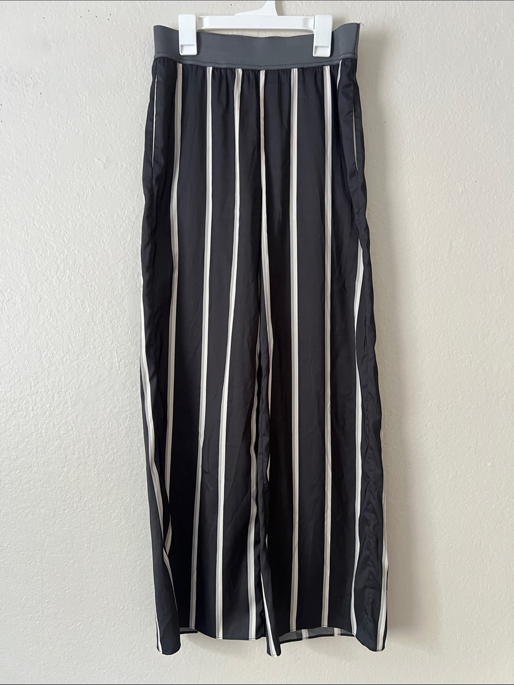 EUC Twist & Tango Striped Wide Leg Pants with Pockets Size 34 (EU)